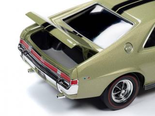 AMC AMX Hardtop 1968 *MCACN*, light green metallic Auto World 1:18